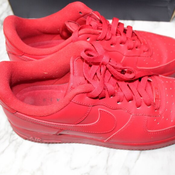 Nike Air Force 1 Low Triple Red Trainers. - Picture 4 of 8